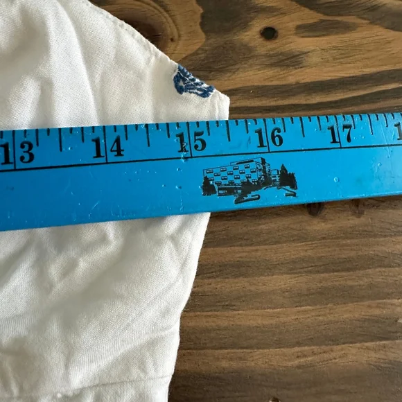 Women’s Jopna White Blue Shell Print Tie Front Crop Top Size M NWOT - Picture 4 of 5